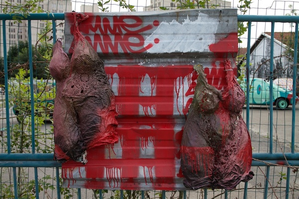 Street art sculpture